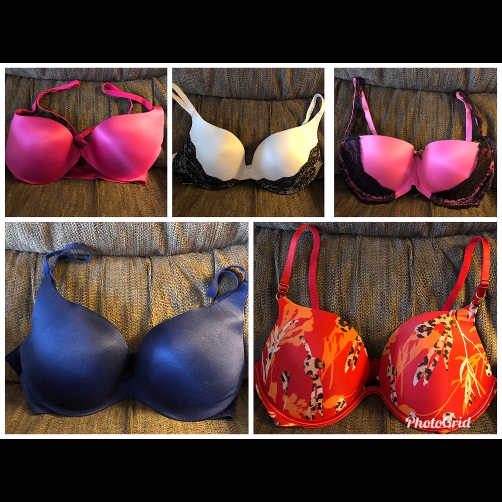 **SOLD**Victoria’s Secret Bras